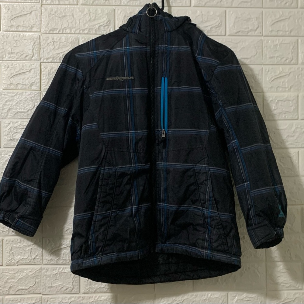 Winter jacket - Picture 1 of 3